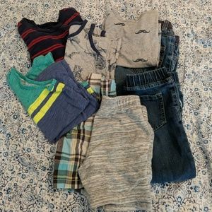 Toddler boys lot sizes 3t to 4t.